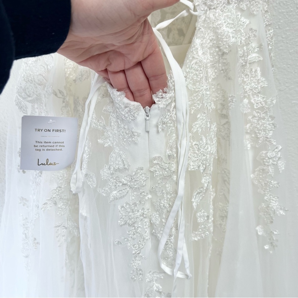 Lulus Luxury White Sheer Tulle Embroidered Beaded Bridal Gown Size Large NWT - Picture 11 of 17